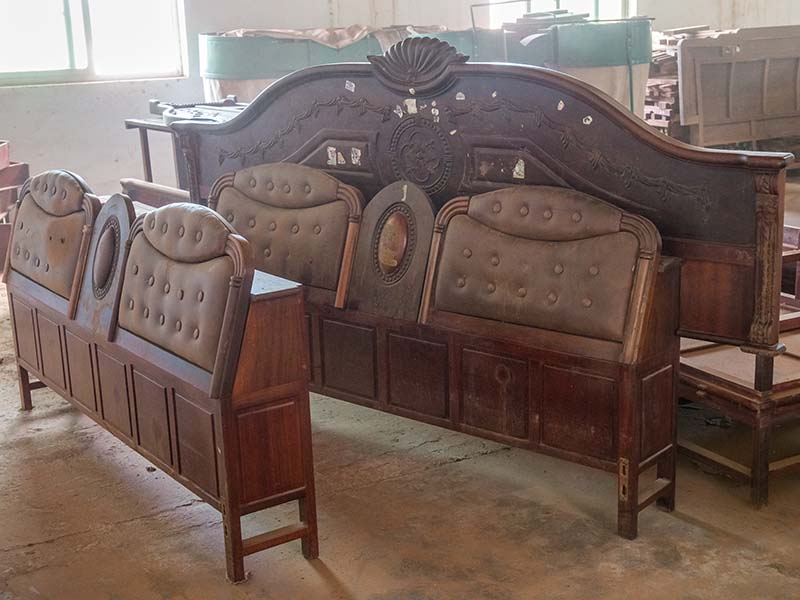 梅江红木家具维修翻新
